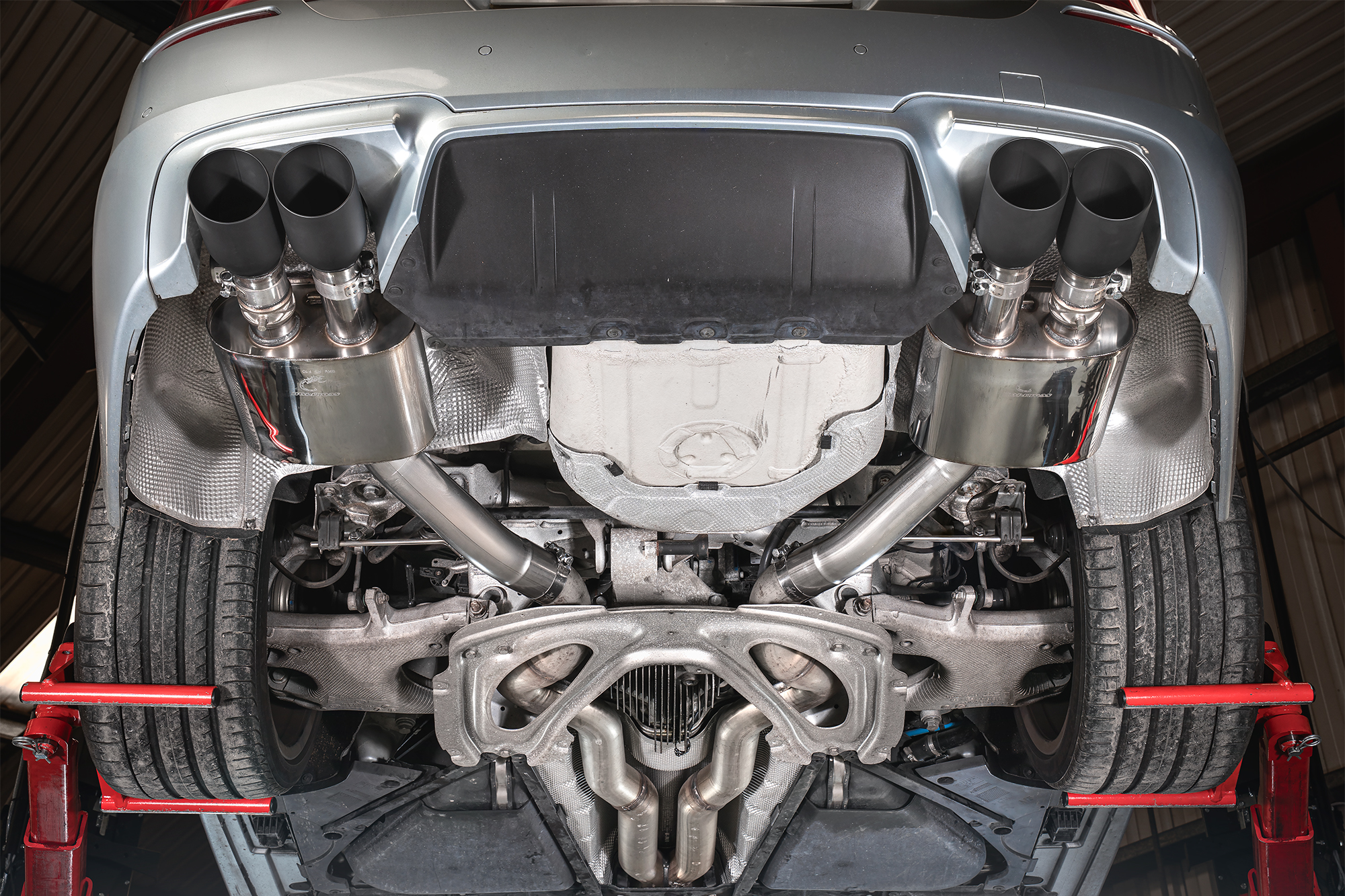 BMW - M5 F10 - Zadný tlmičs only – Obrázok 3