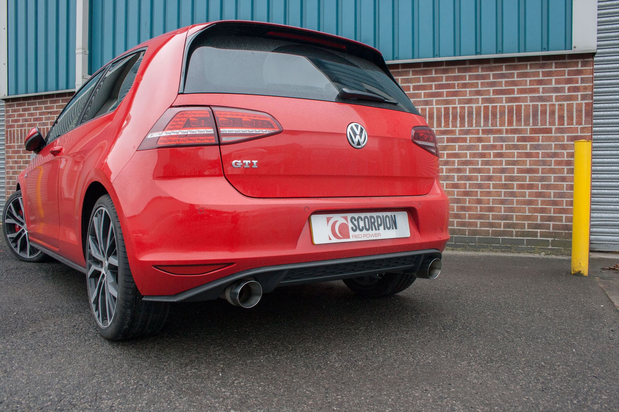 Volkswagen - Golf MK7 Gti - S rezonátorom cat-back systém – Obrázok 3